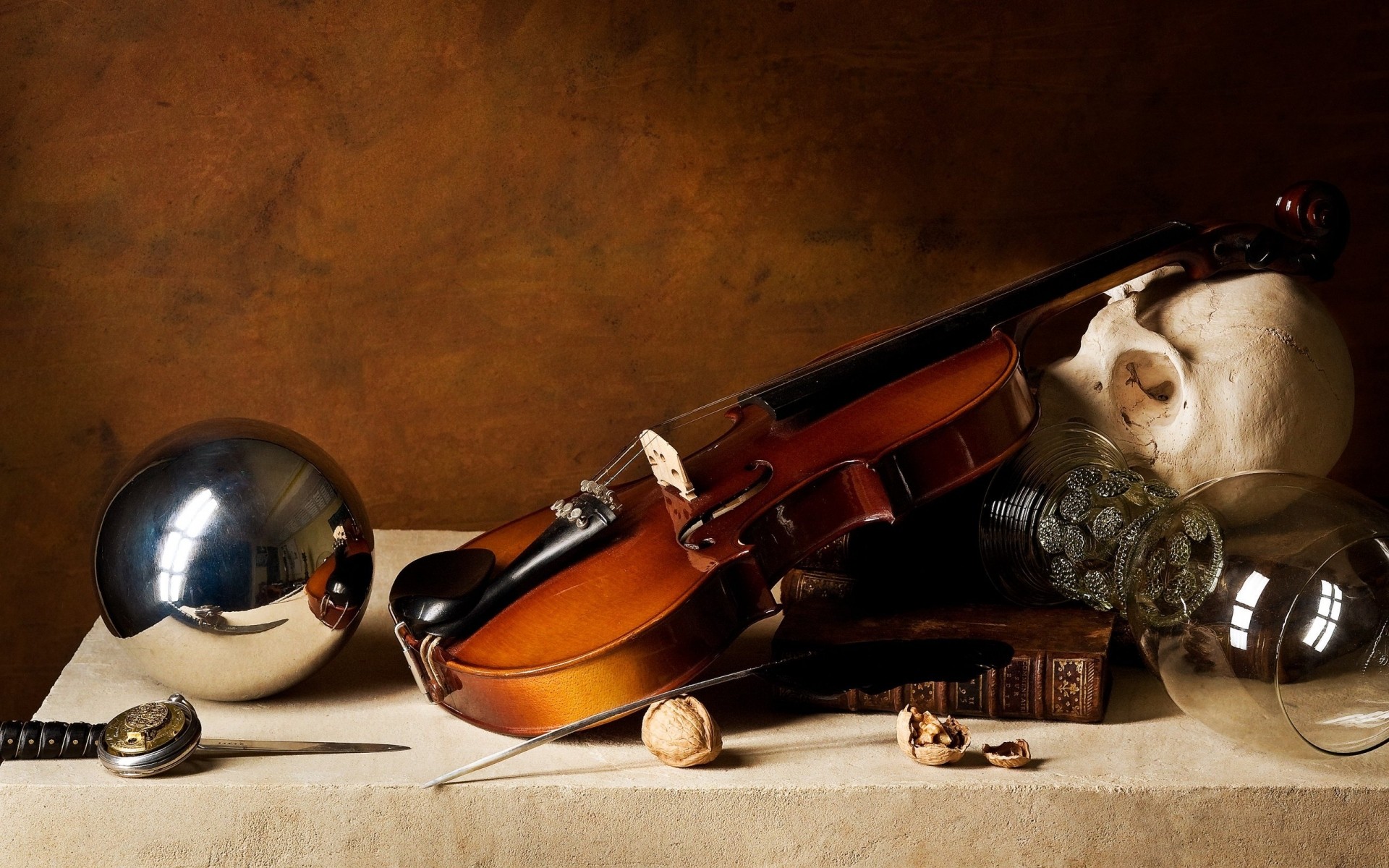 संगीत लकड़ी वायलिन संगीतकार साधन एक विंटेज गिटार