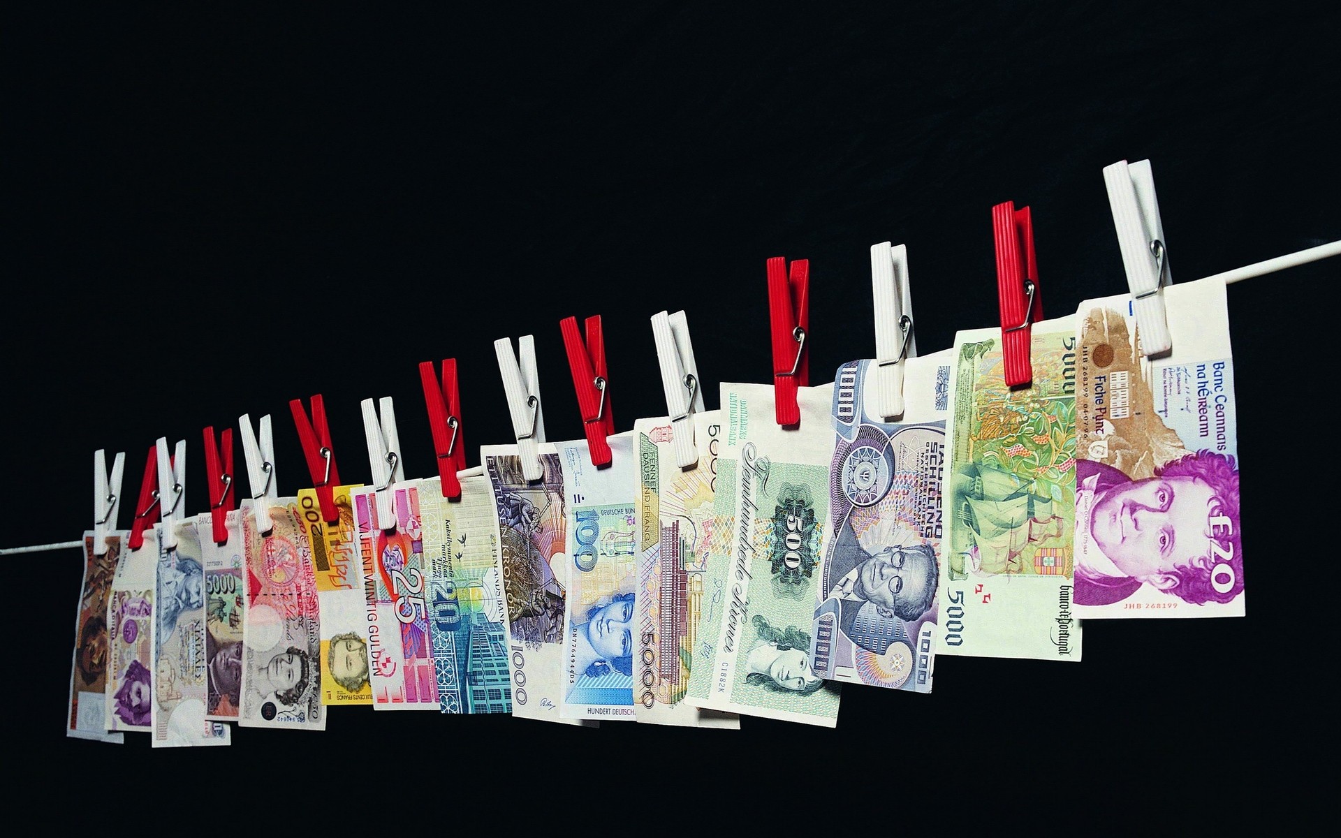 कपड़ेपिन रस्सियों व्यापार पैसा कागज वित्त अर्थशास्त्र नोट धन खूंटी कपड़े धोने वित्तीय सफलता निवेश बचत डेस्कटॉप स्टॉक प्रतीक लॉन्डर्ड बिल