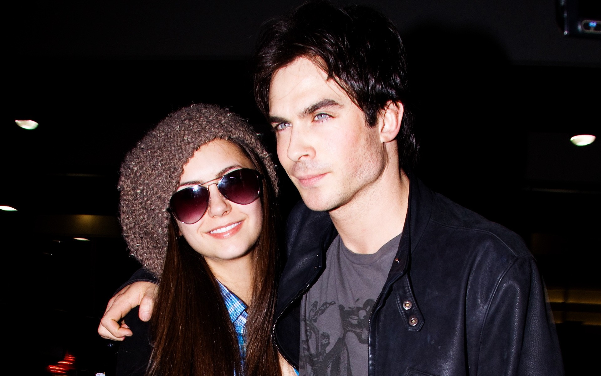 संगीत आदमी चित्र फैशन संगीतकार महिला धूप का चश्मा गायक संगीत कार्यक्रम खुशी प्यार पॉप जनवरी सोमरहल्ड अभिनेत्री पिशाच