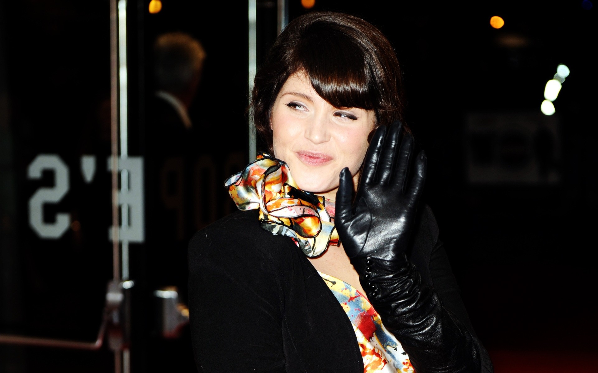 संगीत संगीतकार त्योहार प्रदर्शन गायक चित्र औरत संगीत वयस्क अवकाश एक पहनते हैं राजकुमार फारसी अभिनेत्री लड़की