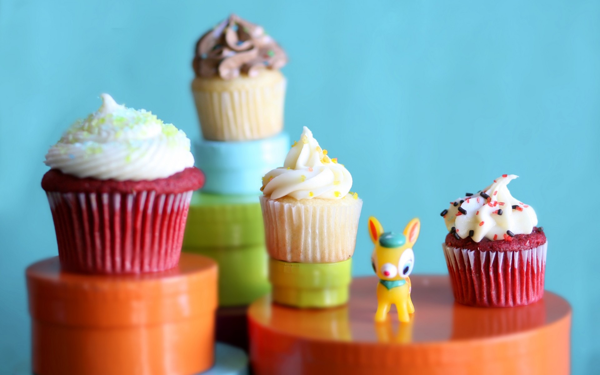 कपिट क्रीम चॉकलेट स्वादिष्ट वेनिला मफिन बेकिंग चीनी मीठा ज़ुल्फ़ कैंडी केक दयालु कप भोग भोजन मिठाई