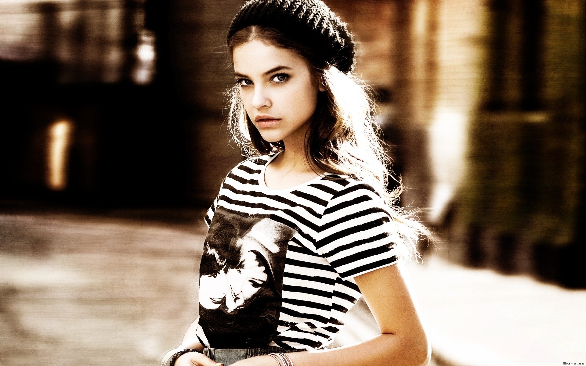 फैशन महिला मॉडल चित्र लड़की सेक्सी वयस्क ग्लैमर एक सुंदर पहनने श्यामला युवा बारबरा पाल्विन फैशन मॉडल