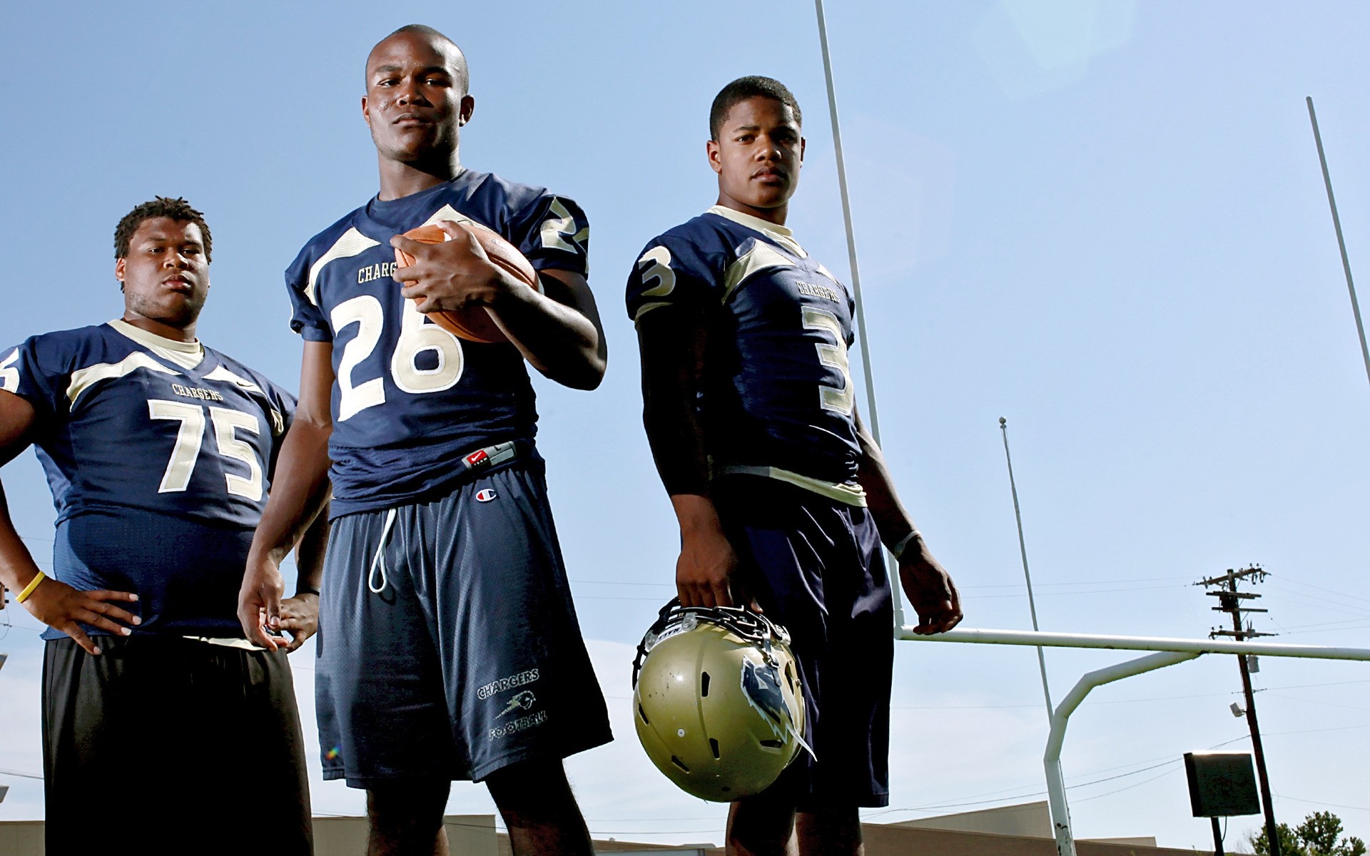 प्रतियोगिता व्यक्ति खिलाड़ी फुटबॉल वयस्क खेल उपकरण फुटबॉल मनोरंजन खेल चैम्पियनशिप गेंद रग्बी एथलीटों पृष्ठभूमि