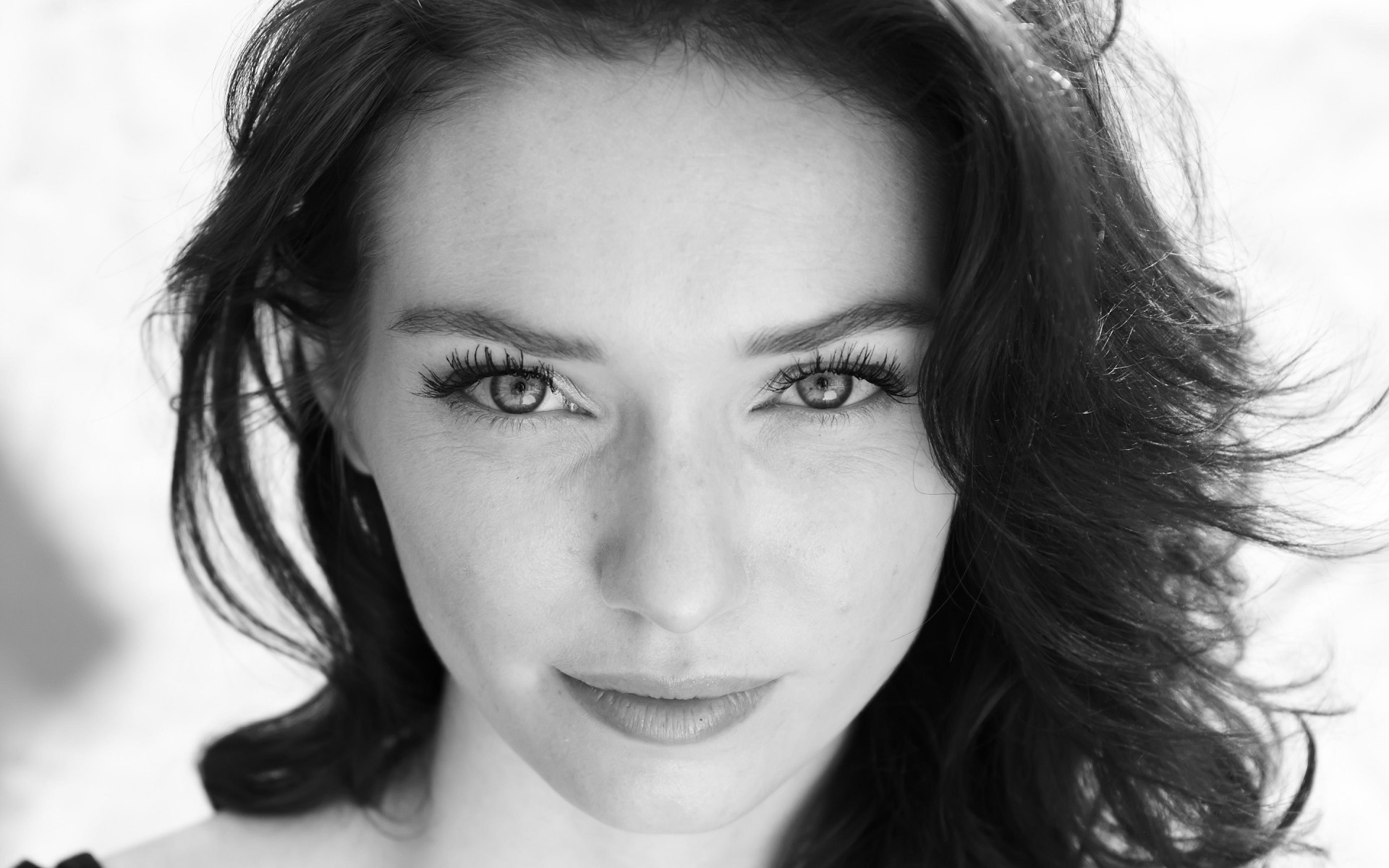 पोर्ट्रेट मोनोक्रोम महिला लड़की मॉडल फैशन चेहरा सेक्सी वयस्क आंख एक बाल सुंदर सुंदर ग्लैमर एलेनोर टॉमलिंसन हस्तियाँ हस्तियाँ हस्तियाँ