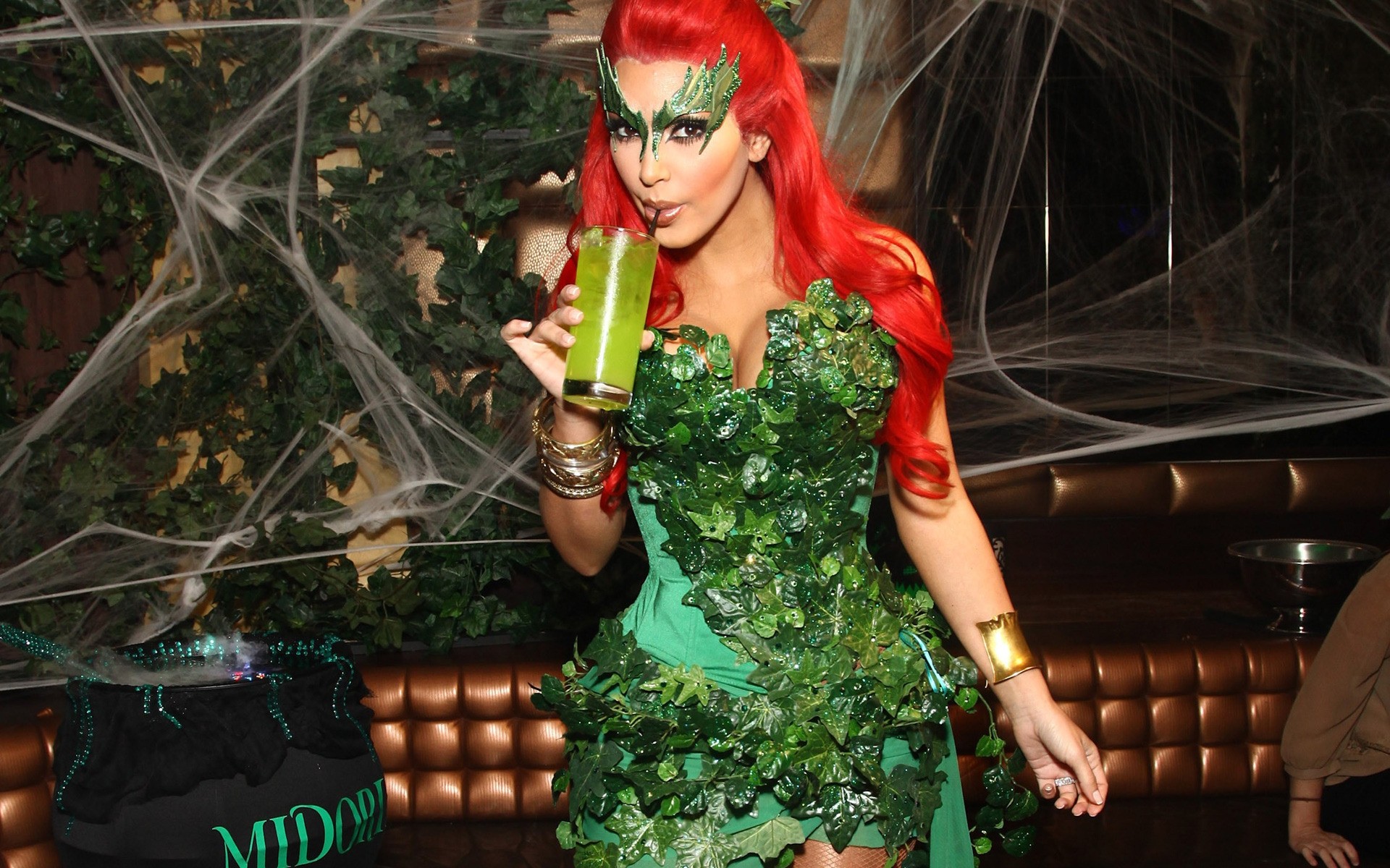 महिला खूबसूरत वयस्क प्रतिभागी लड़की