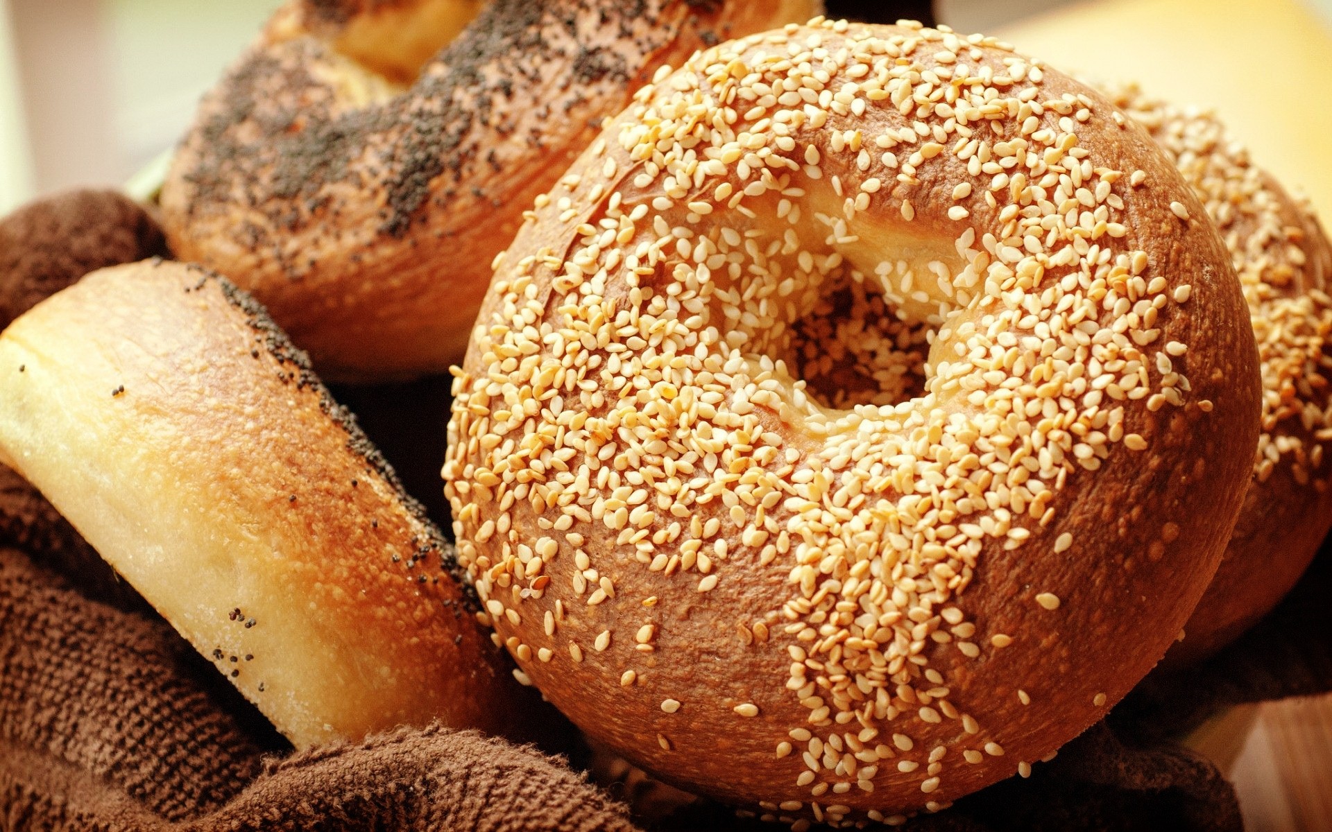 भोजन बेकरी नाश्ता रोटी अनाज गेहूँ स्वादिष्ट पाक भोजन हलवाई की दुकान तिल पारंपरिक घर का बना गोल स्वास्थ्य