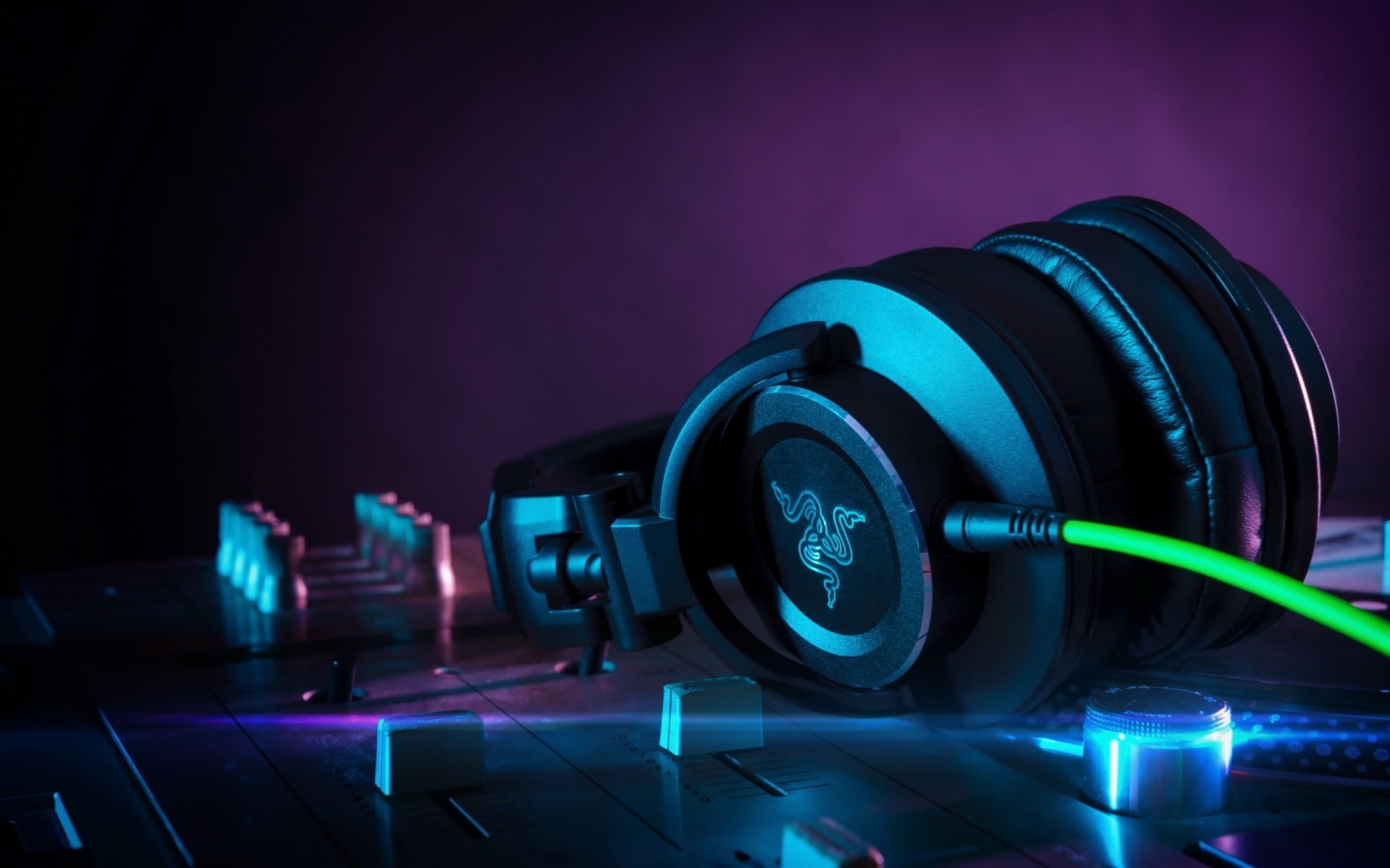 प्रौद्योगिकी प्रकाश हेडफोन गैजेट्स तकनीशियन