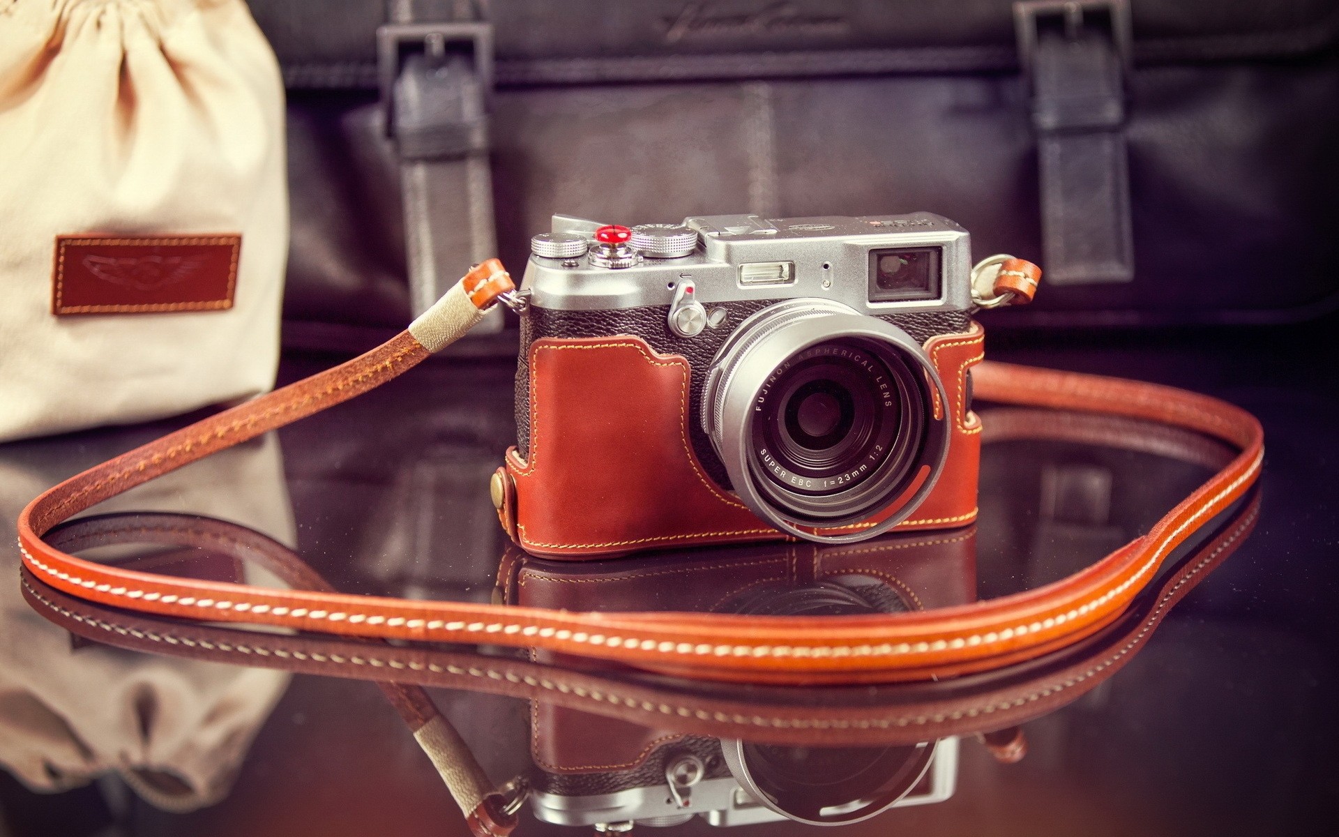 रेट्रो लेंस पुरानी यादों क्लासिक पुराने प्राचीन उपकरण एक प्रौद्योगिकी फिल्म कैमरों