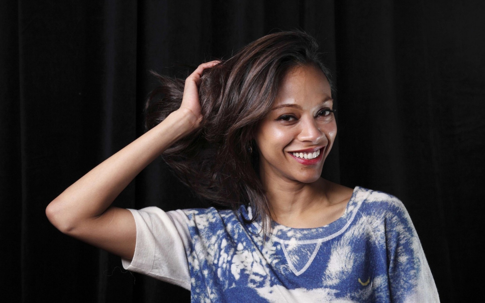 औरत चित्र फैशन एकल लड़की वयस्क पहनते हैं सुंदर अभिनेत्री