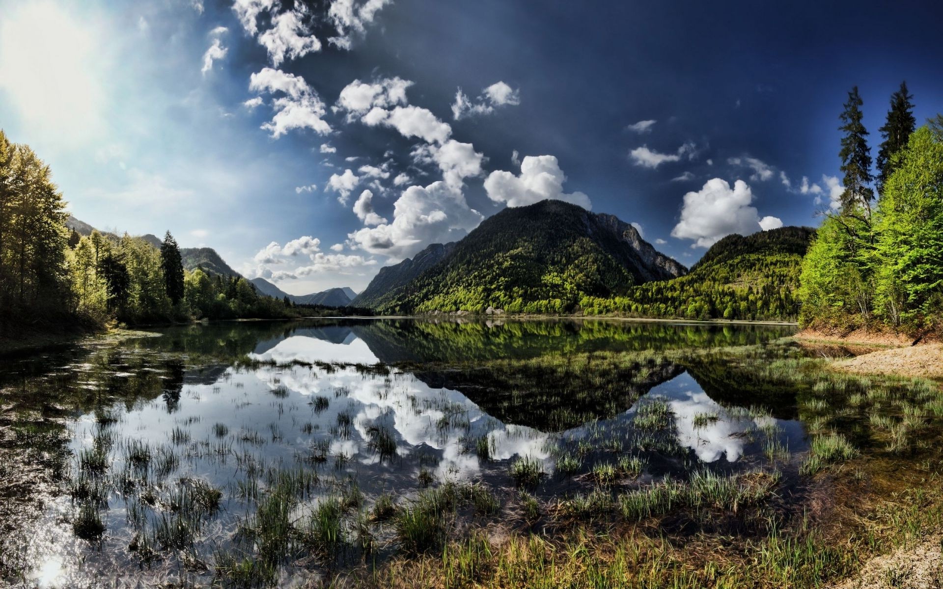 वसंत पहाड़ परिदृश्य पानी झील प्रकृति यात्रा बर्फ प्रतिबिंब आकाश नदी सुंदर लकड़ी घर के बाहर घाटी पेड़