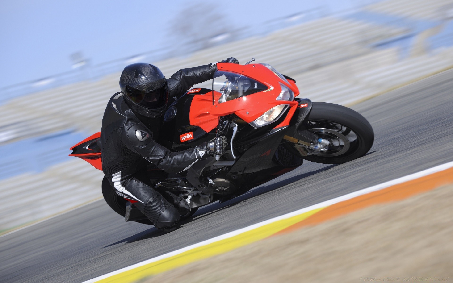 खेल रेसिंग जल्दी करो तेज ट्रैक ड्राइव कार चैम्पियनशिप कार्रवाई सर्किट प्रतियोगिता कार परिवहन प्रणाली चालक बिजली कार कलंक रेसर मोटर खेल