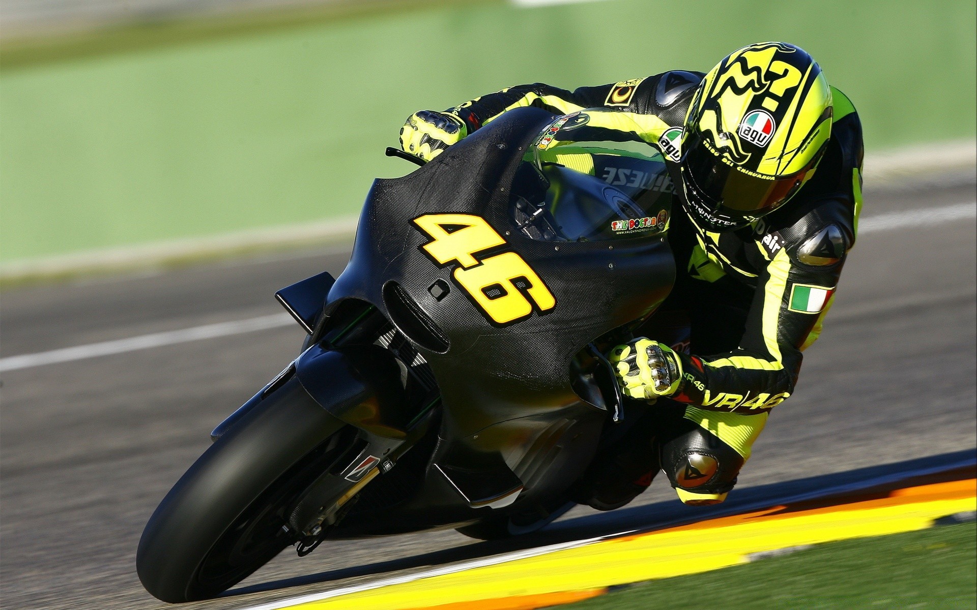 खेल रेसिंग ट्रैक प्रतियोगिता चैम्पियनशिप कार जल्दी करो बाइक दौड़ने कार्रवाई ड्राइव तेजी से मोटर खेल